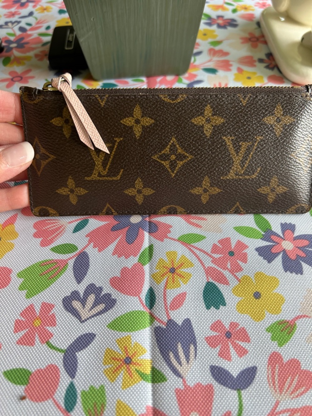 Louis Vuitton Monogram Canvas Zip Pouch in Brown and Gold with pink zipper pull - Picture 6 of 9